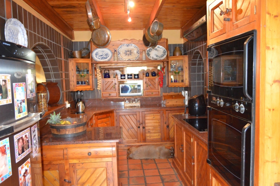 4 Bedroom Property for Sale in Wilkoppies North West